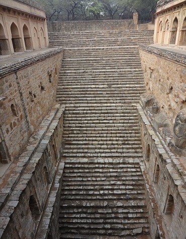 Haunting beauty of the Indian underworld