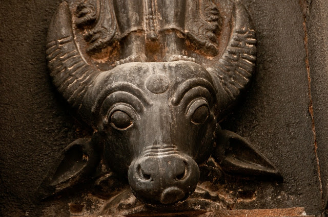 Statue of Nandi