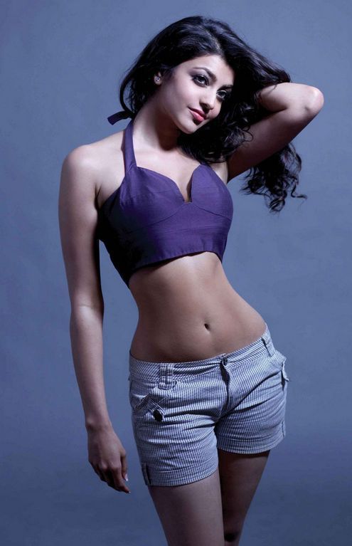 Kajal Agarwal Shows Off Her Curves