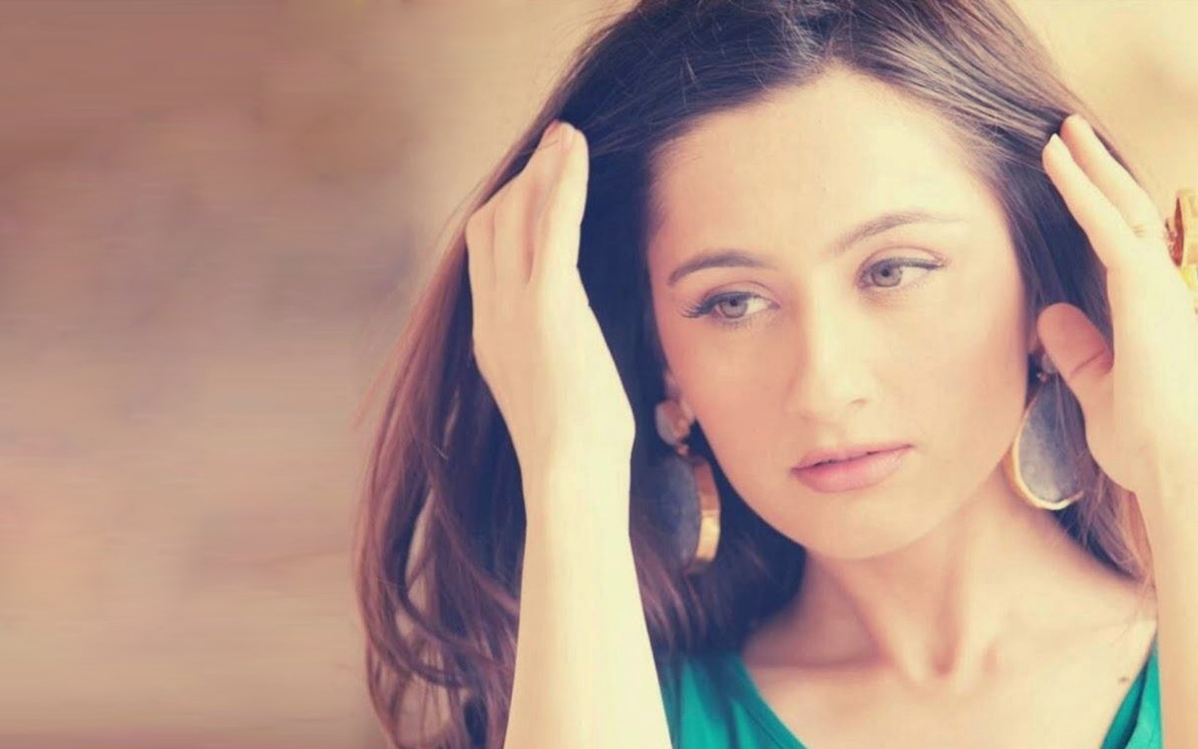 Top 10 Hot Beautiful Indian TV Actresses