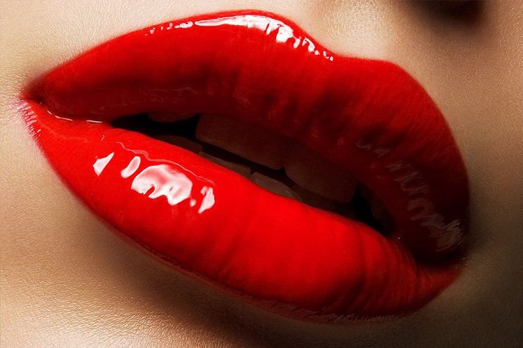 Celebrities Sporting Red Lips