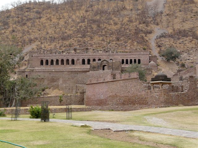 Bhangarh Fort – Most Haunted Place