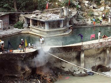 Manikaran Hot Water Spring, HImachal Pradesh