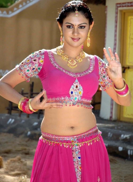 South Indian actresses Navel Show Pictures