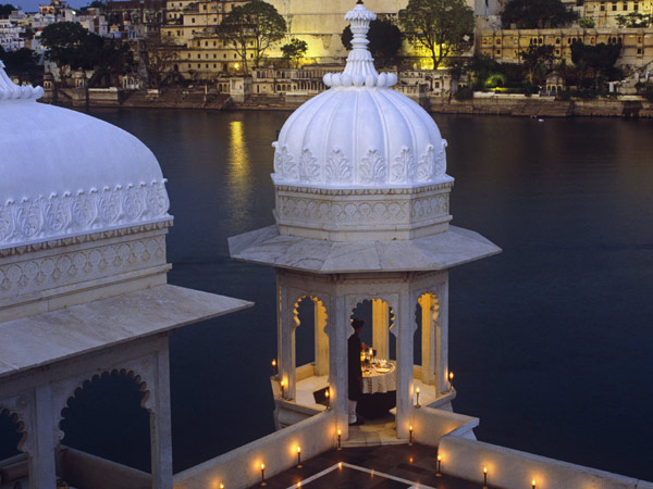 Soak in Summer at Exquisite Taj Properties across India