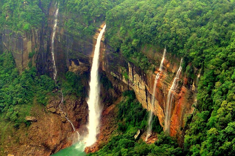  India's Highest and Most Tragic Waterfall- Nohkalikai Falls, Meghalaya