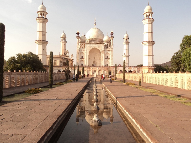 Half-Sized Taj Replica - Bibi Ka Maqbara, Aurangabad