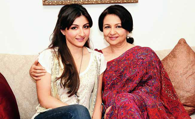 five-best-mother-daughter-duos-of-bollywood