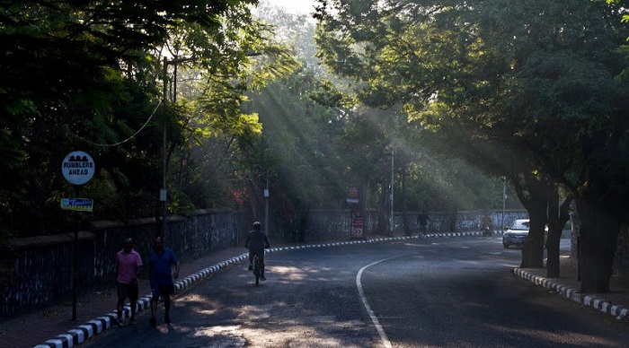 Besant Avenue Road, Chennai