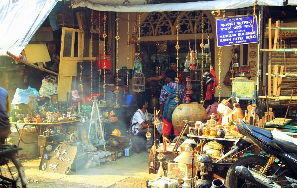  Markets in Mumbai , Chor Bazaar
