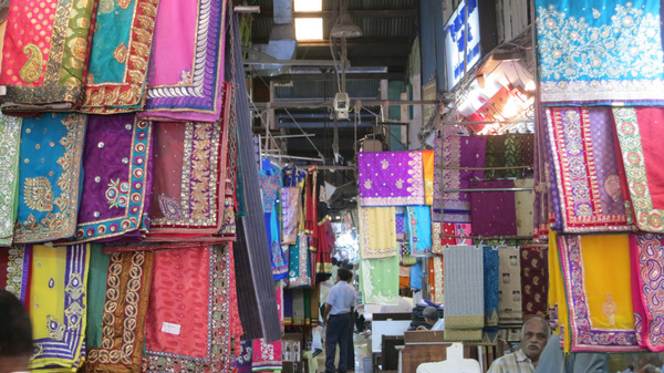  Markets in Mumbai , Hindmata Market