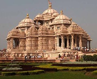 Top 25 Famous Monuments and Distinctive Landmarks of India