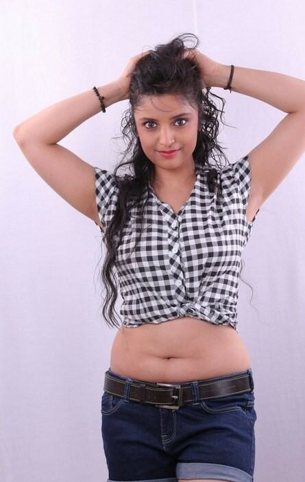Telugu Hot Actress Devya