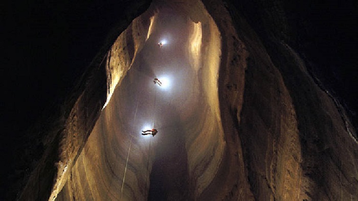 एल्लिसन गुफा | Ellison’s Cave