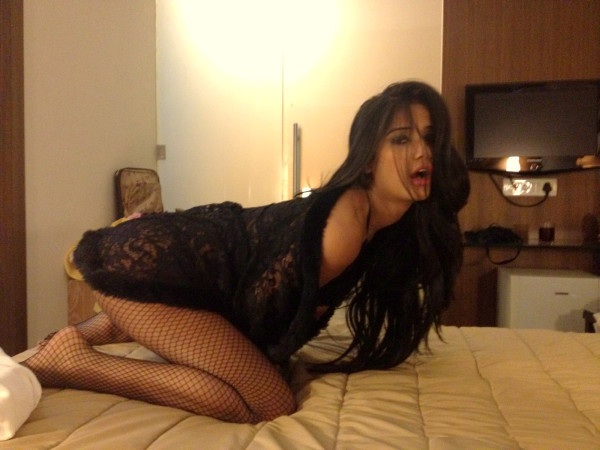 Poonam Pandey Goes Horny for Valentine, Almost Nude Pics