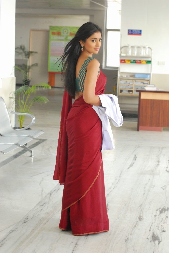 Actress Shriya Saran Backless
