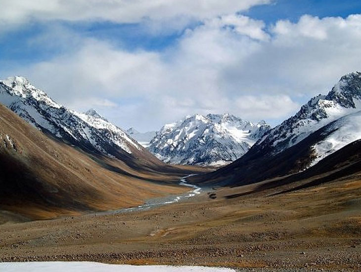 Karakoram High Altitude Mountain Pass