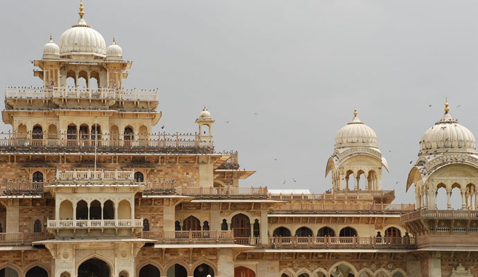 palaces of india