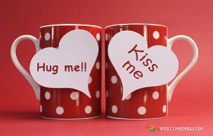 Hug Me - Kiss Me Cards