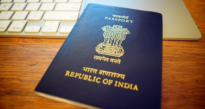 indian-passports-in-hindi-english-languages