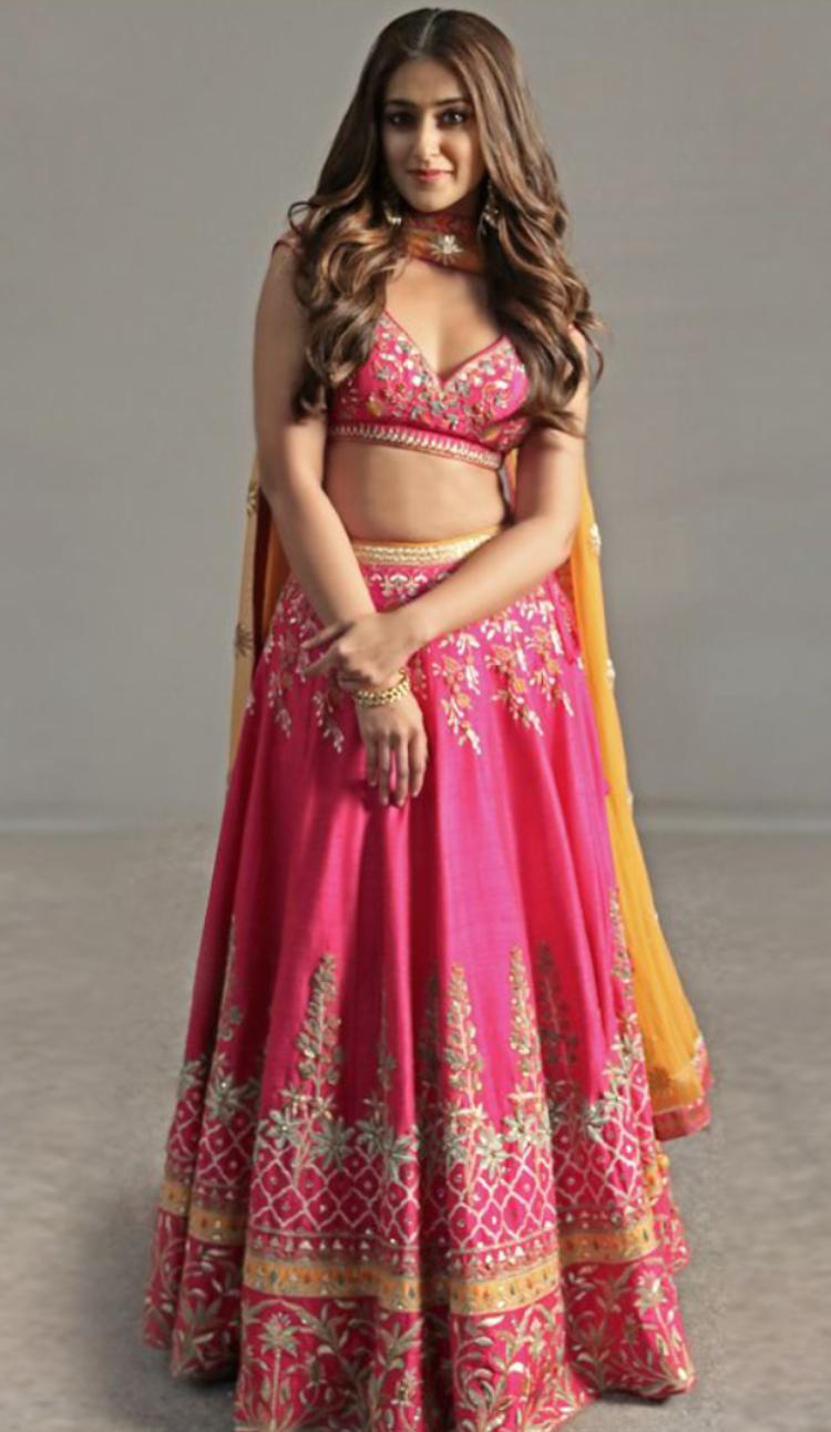 Beautiful Bridal Lehenga | Best Bridal Lehengas images