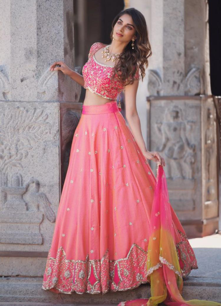 Beautiful Bridal Lehenga | Best Bridal Lehengas images