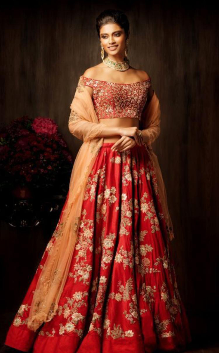 Beautiful Bridal Lehenga | Best Bridal Lehengas images