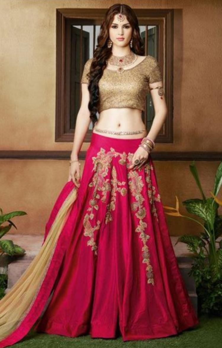 Beautiful Bridal Lehenga | Best Bridal Lehengas images