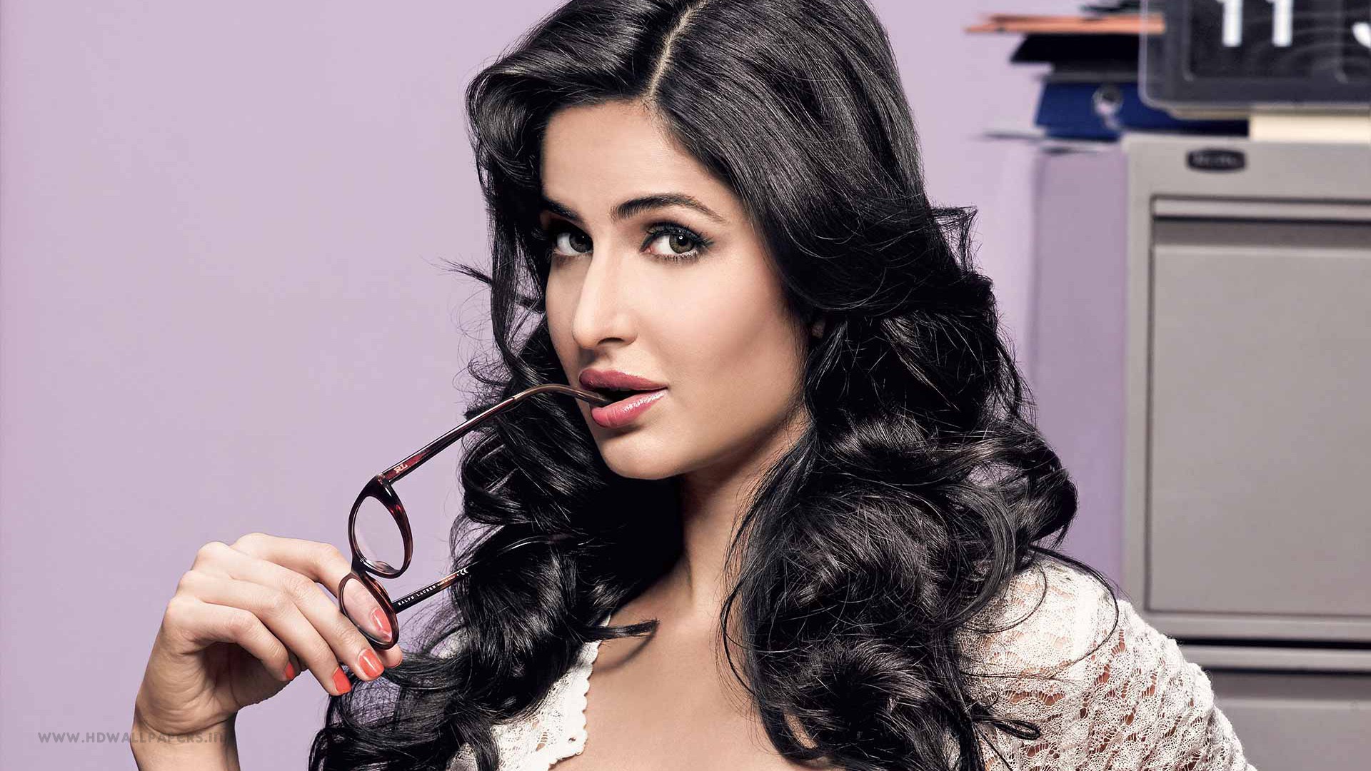 20 Best Katrina Kaif Wallpapers and Photos Collection Page-1 | Welcomenri