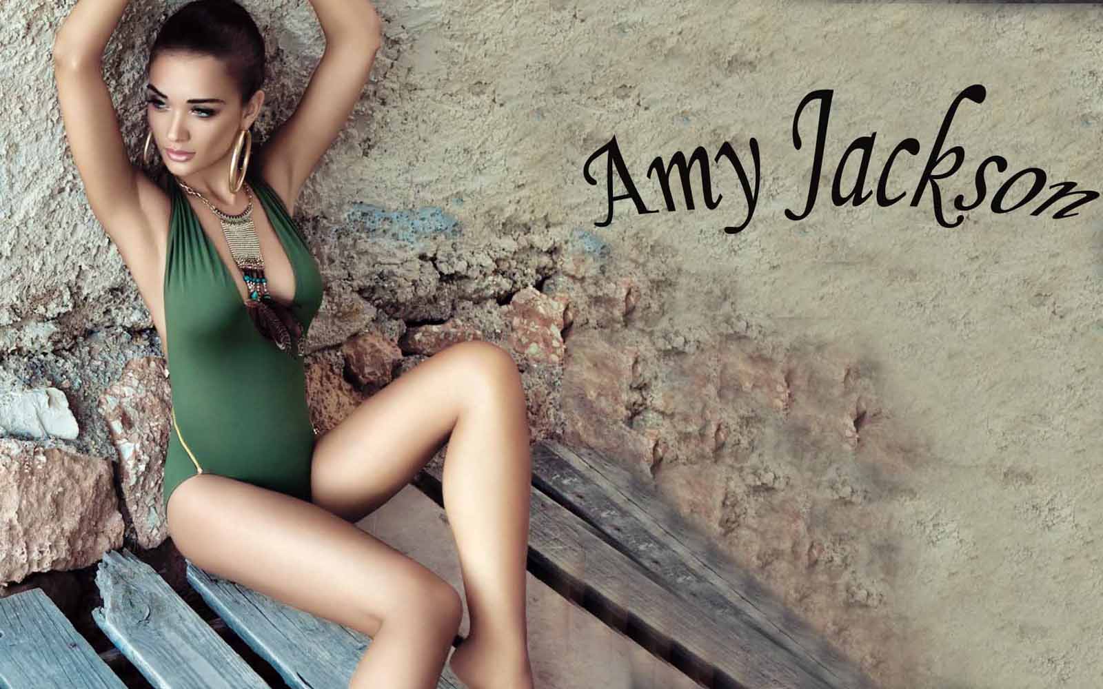 Amy Jackson bikini HD Wallpaper | Hot & Bold Photo Gallery | Welcomenri