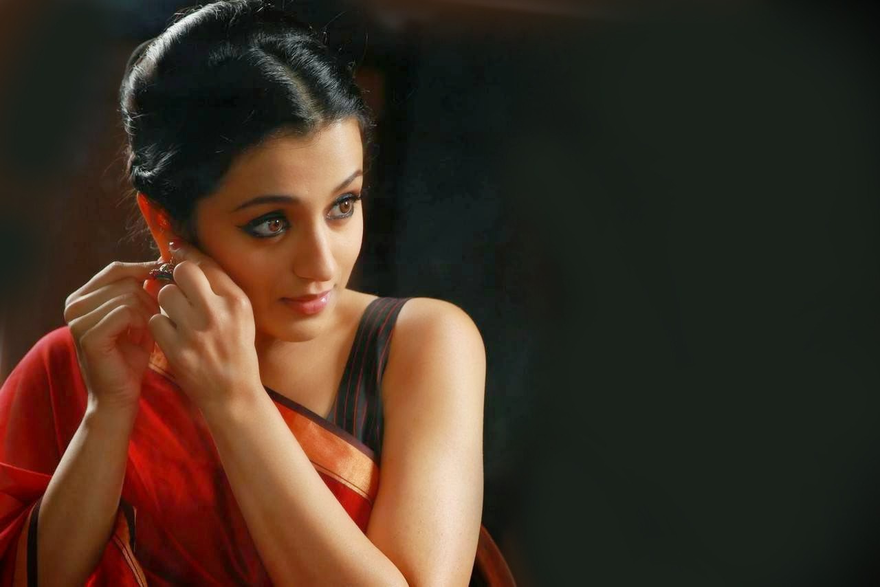 Telgu Actress Trisha Krishnan hot photos hd wallpaper