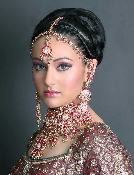 20 Wedding Hairstyles for Indian Brides | Welcomenri